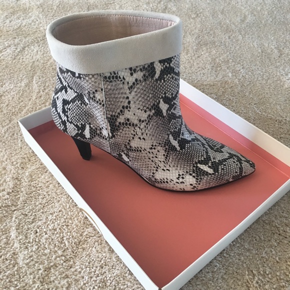 🆕42 Gold boots - Picture 7 of 16